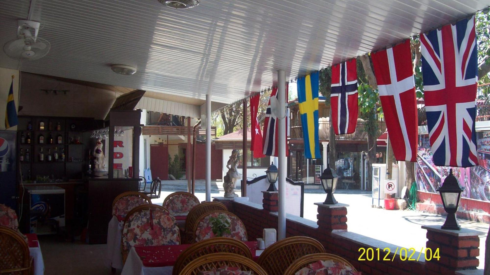 Derya Motel Сиде Екстериор снимка